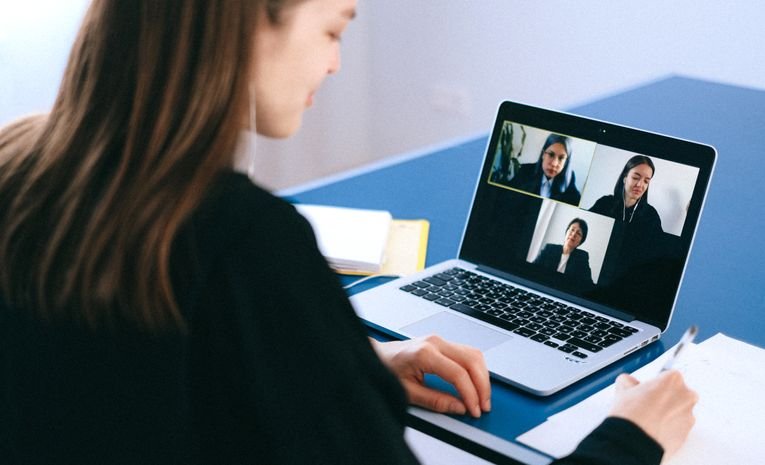 How to Manage a Remote Team Effectively